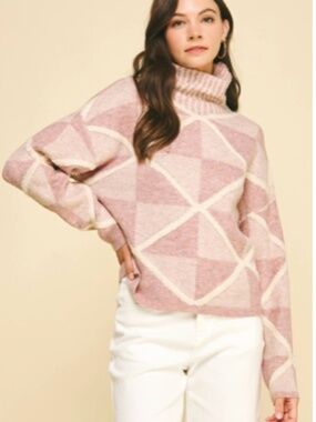 Pinch Maxine Diamond Pattern Pink Turtleneck Sweater